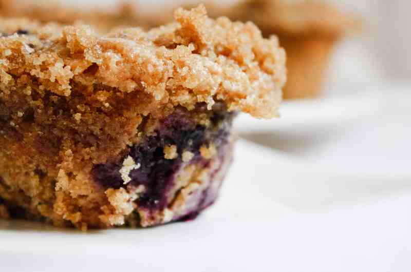 Spelt Blueberry Muffins with Streusel